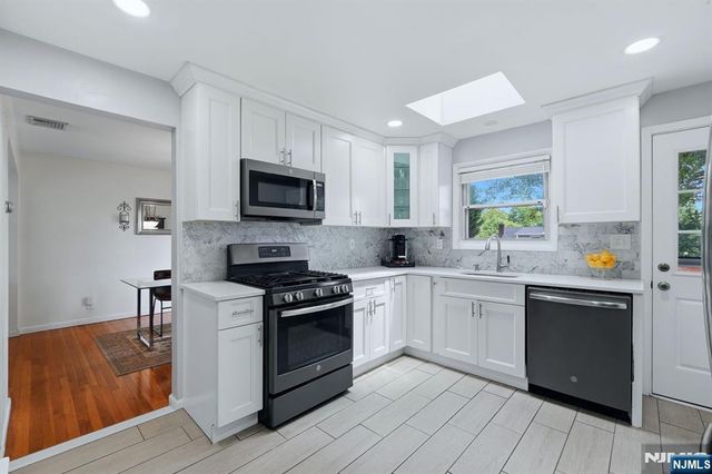 387 Hickory Street, Twp Of Washington, NJ 07676