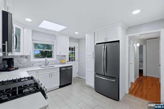 387 Hickory Street, Twp Of Washington, NJ 07676