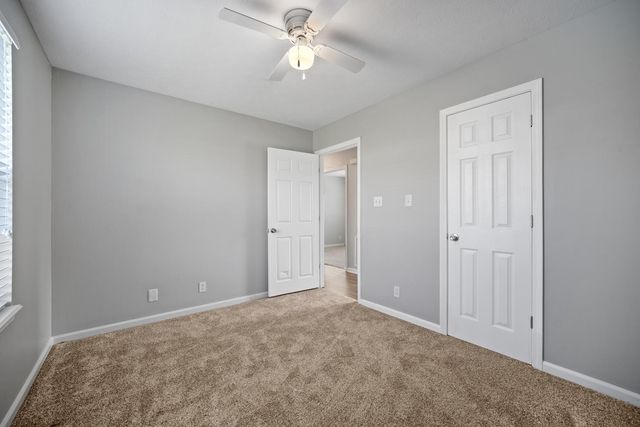 111 Grant Ave, Oak Grove, KY 42262