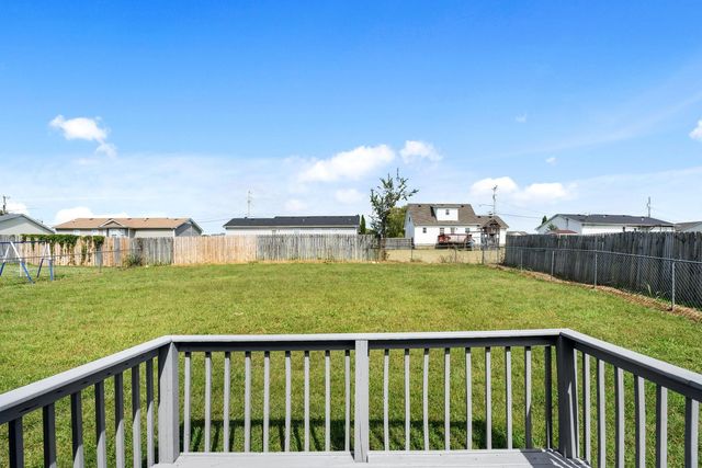 111 Grant Ave, Oak Grove, KY 42262