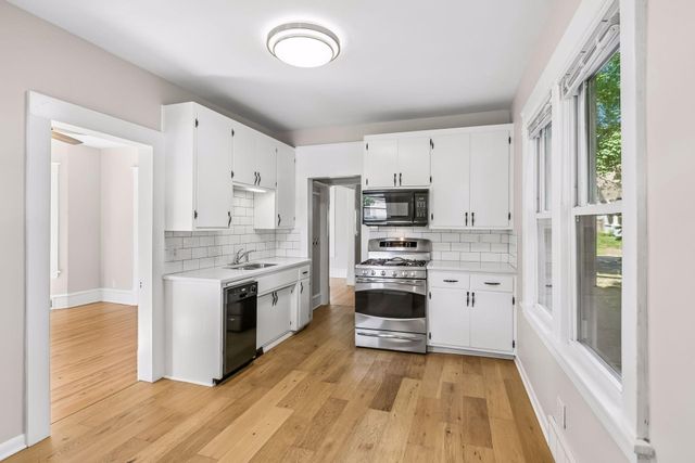 382 N Cleveland Avenue N, Saint Paul, MN 55104
