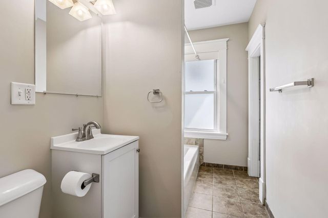 382 N Cleveland Avenue N, Saint Paul, MN 55104
