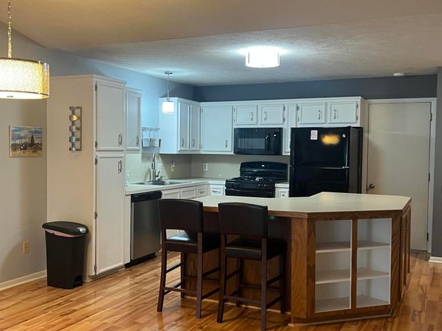 2934 Parkside Drive 54, Georgetown Twp, MI 49428