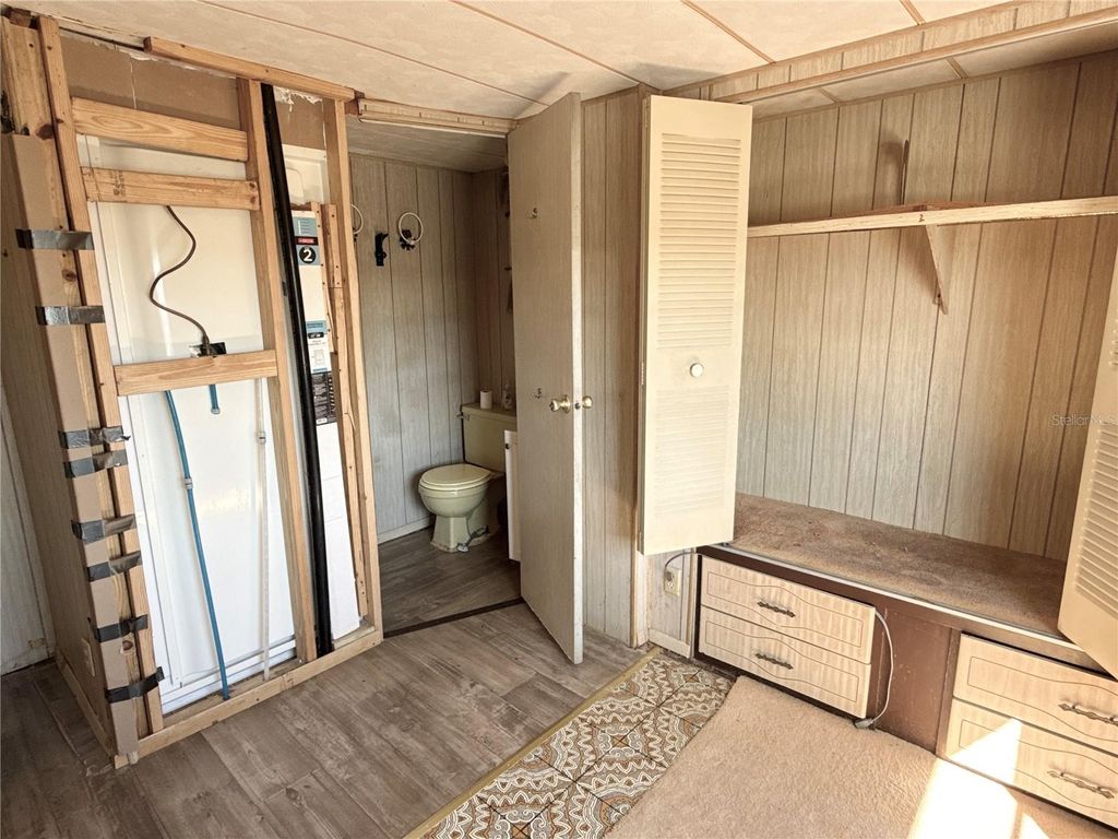 Image 10 of property listing at 7140 MOUNT JUPITER DRIVE NE 606, St Petersburg, FL 33702