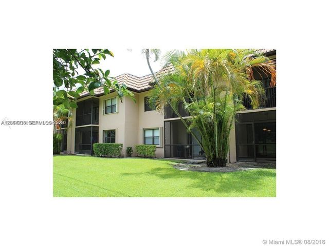 10437 NW 11th St 202, Pembroke Pines, FL 33026