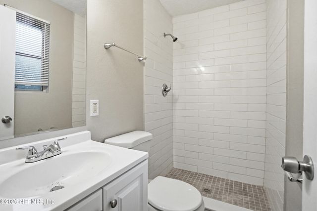 5203 CHIVALRY Drive, Jacksonville, FL 32208