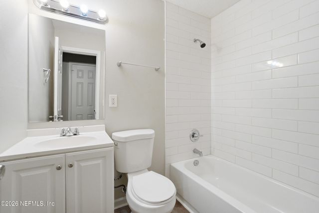 5203 CHIVALRY Drive, Jacksonville, FL 32208
