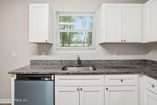 5203 CHIVALRY Drive, Jacksonville, FL 32208
