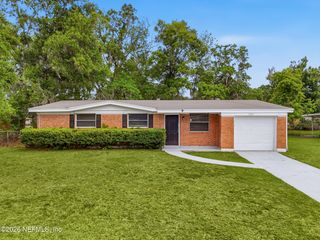 5203 CHIVALRY Drive, Jacksonville, FL 32208