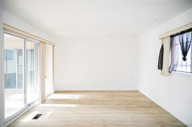 4056 Fox Street, Inkster, MI 48141