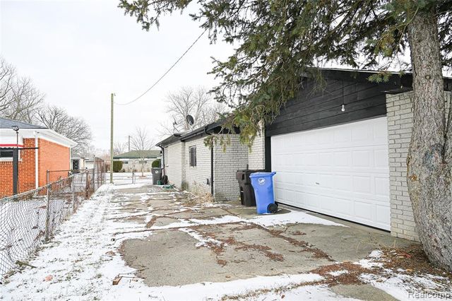 4056 Fox Street, Inkster, MI 48141