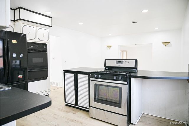 4056 Fox Street, Inkster, MI 48141