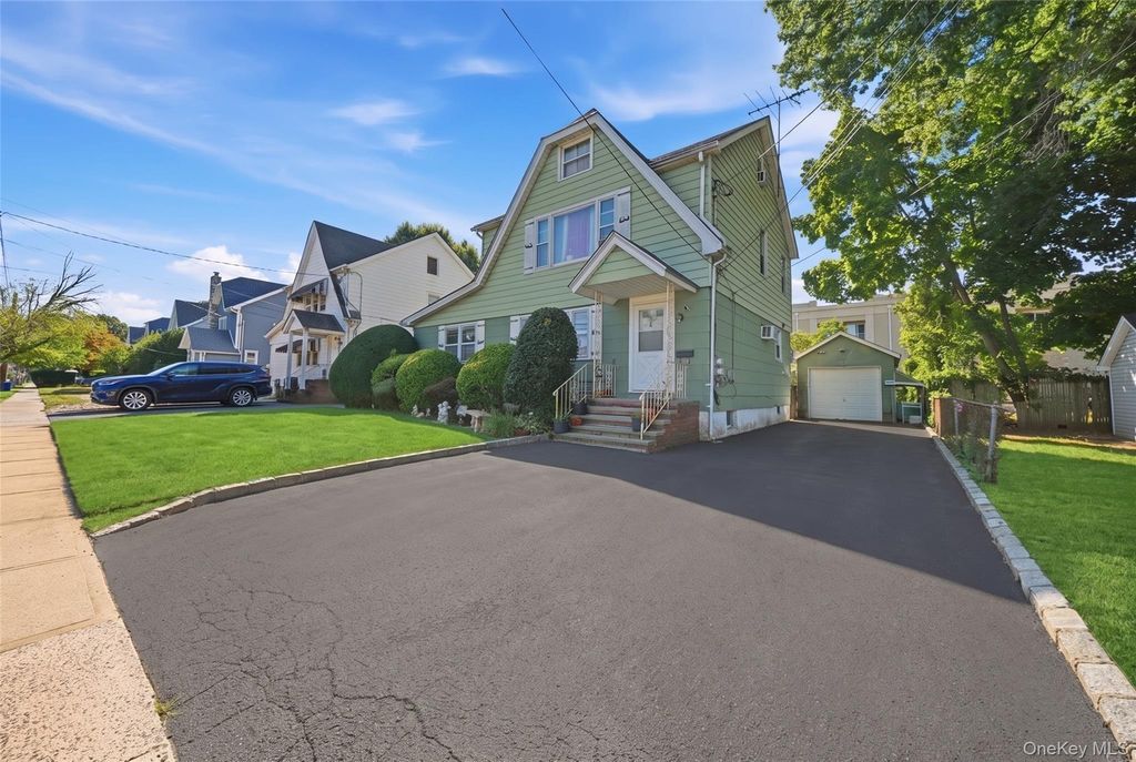 506 Whittier Street, Westbury, NY 11590 — photo 2
