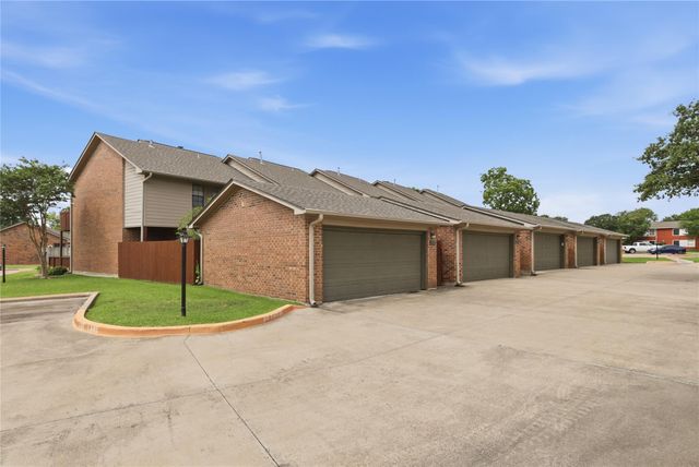 2400 Longmire Drive 105, College Station, TX 77845
