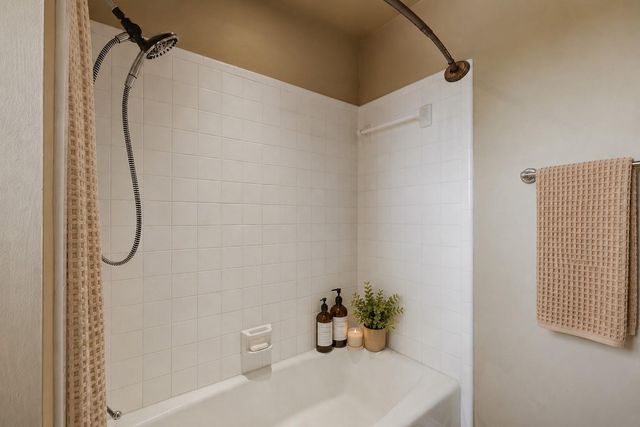 2400 Longmire Drive 105, College Station, TX 77845