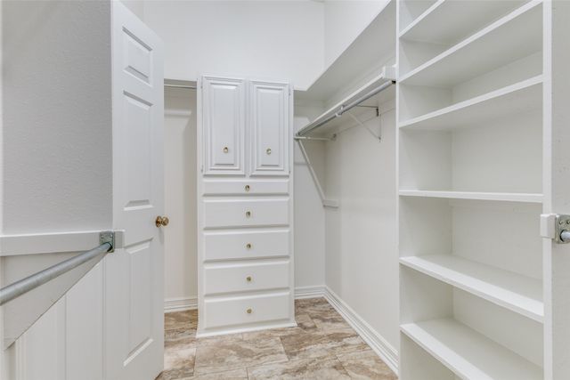 7231 Lane Park Drive, Dallas, TX 75225