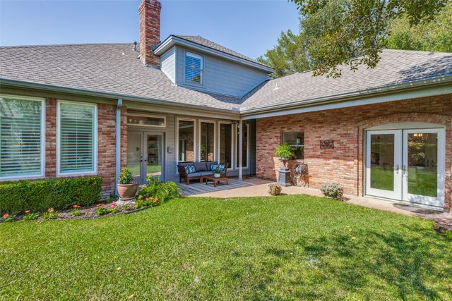 7231 Lane Park Drive, Dallas, TX 75225