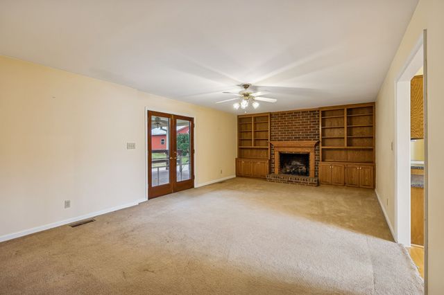 1990 Wilson Pike, Franklin, TN 37067