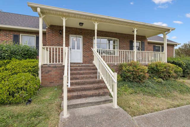 1990 Wilson Pike, Franklin, TN 37067