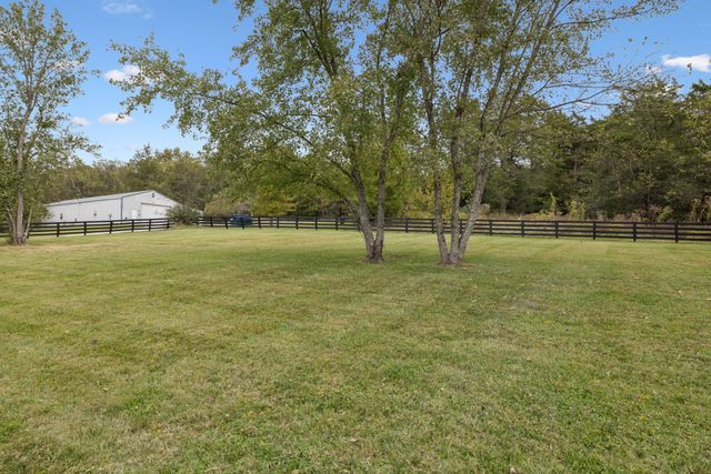 1990 Wilson Pike, Franklin, TN 37067