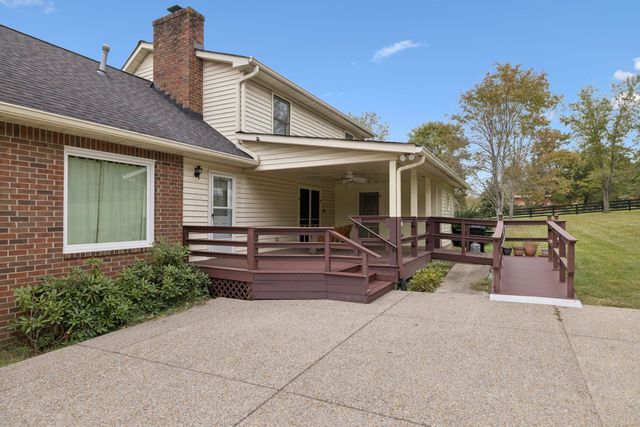 1990 Wilson Pike, Franklin, TN 37067