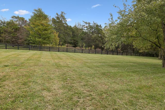 1990 Wilson Pike, Franklin, TN 37067