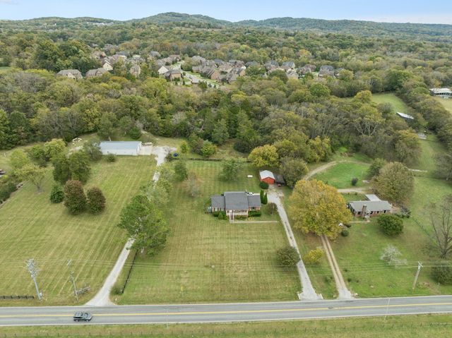 1990 Wilson Pike, Franklin, TN 37067