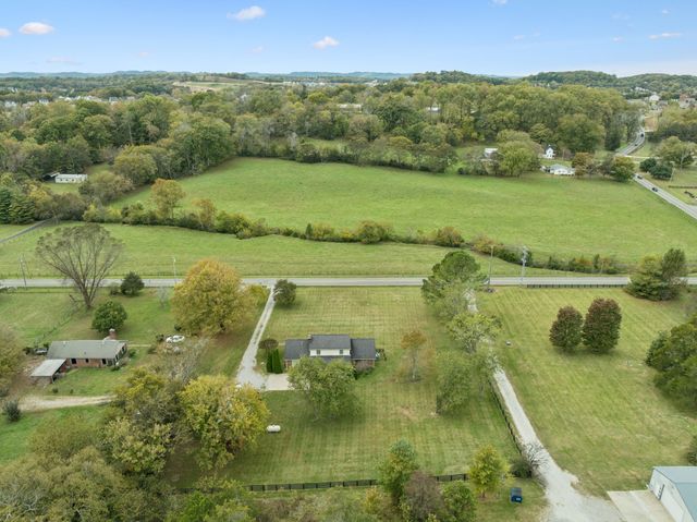 1990 Wilson Pike, Franklin, TN 37067