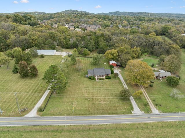 1990 Wilson Pike, Franklin, TN 37067