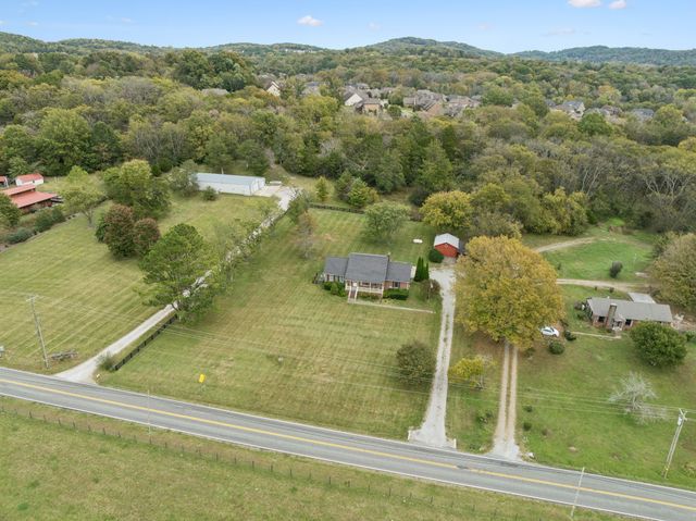 1990 Wilson Pike, Franklin, TN 37067