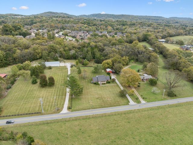 1990 Wilson Pike, Franklin, TN 37067