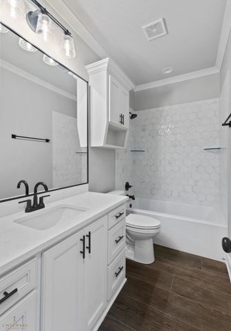 267 poydras Avenue, Bossier City, LA 71111