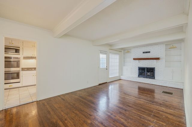 4054 ST ANN CIR, Memphis, TN 38117