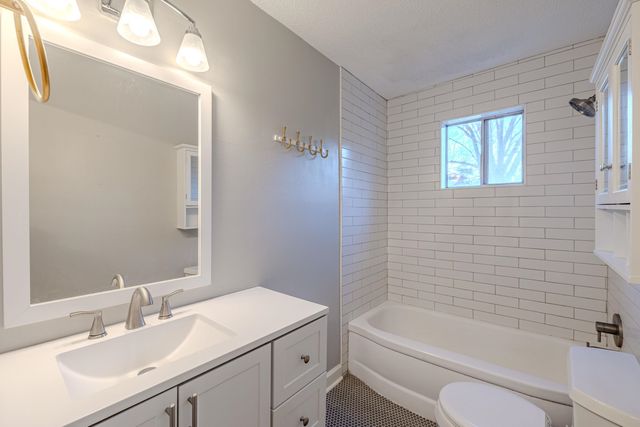 4054 ST ANN CIR, Memphis, TN 38117