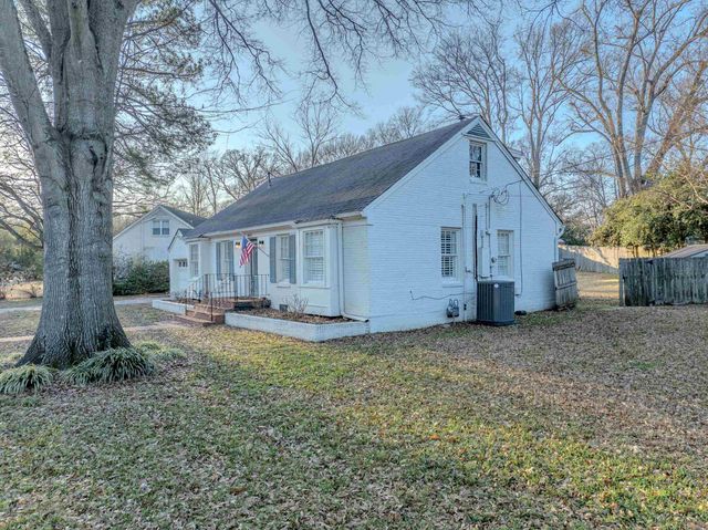 4054 ST ANN CIR, Memphis, TN 38117