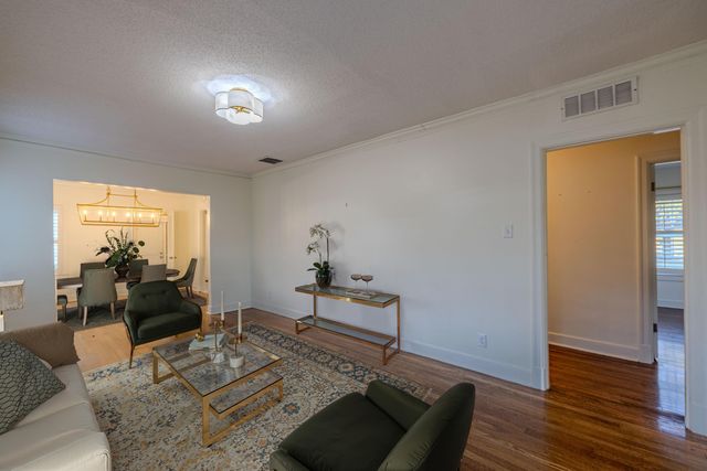 4054 ST ANN CIR, Memphis, TN 38117