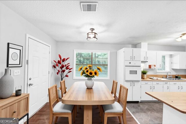 844 Oak Street NW, Atlanta, GA 30318