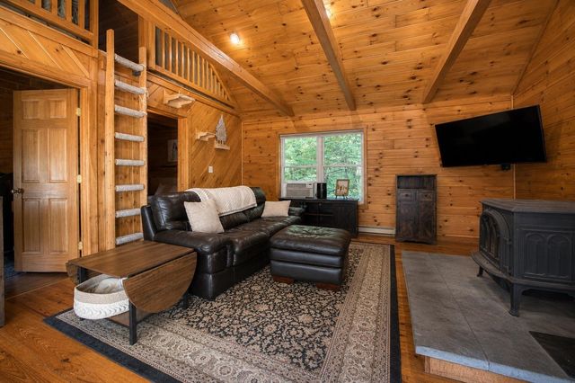 29 Gray Fox Road, Effingham, NH 03882