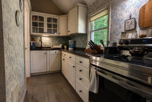 29 Gray Fox Road, Effingham, NH 03882