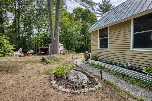 29 Gray Fox Road, Effingham, NH 03882
