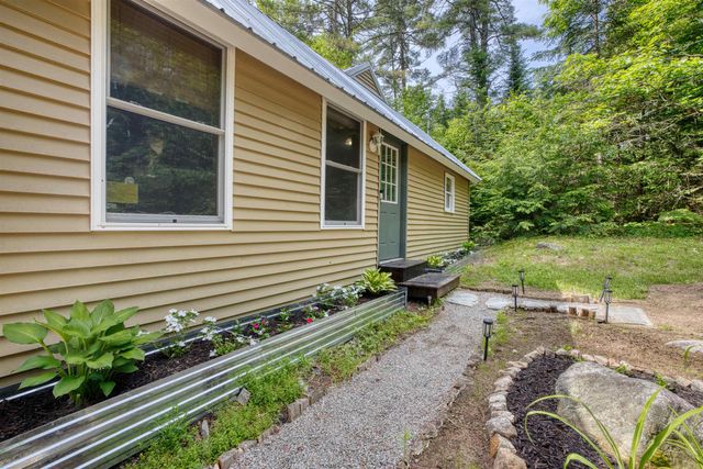 29 Gray Fox Road, Effingham, NH 03882