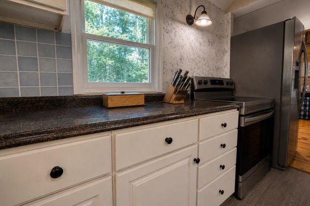 29 Gray Fox Road, Effingham, NH 03882