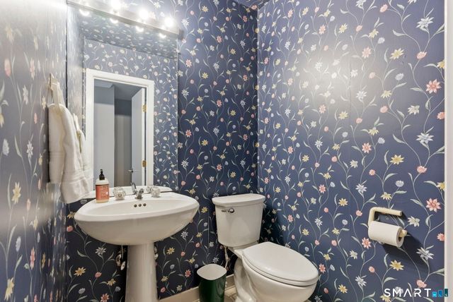 38 Harbour Close 38, New Haven, CT 06519