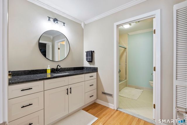 38 Harbour Close 38, New Haven, CT 06519