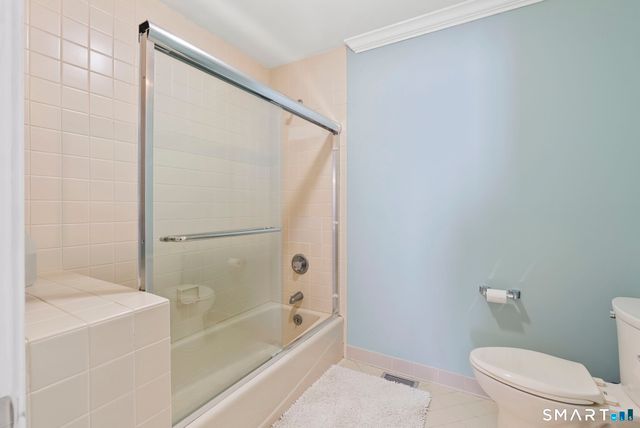 38 Harbour Close 38, New Haven, CT 06519