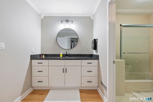 38 Harbour Close 38, New Haven, CT 06519