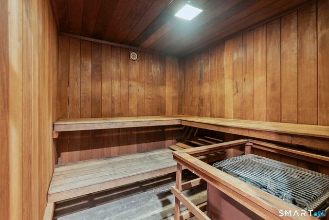 38 Harbour Close 38, New Haven, CT 06519