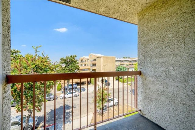 1134 Campbell 307, Glendale, CA 91207