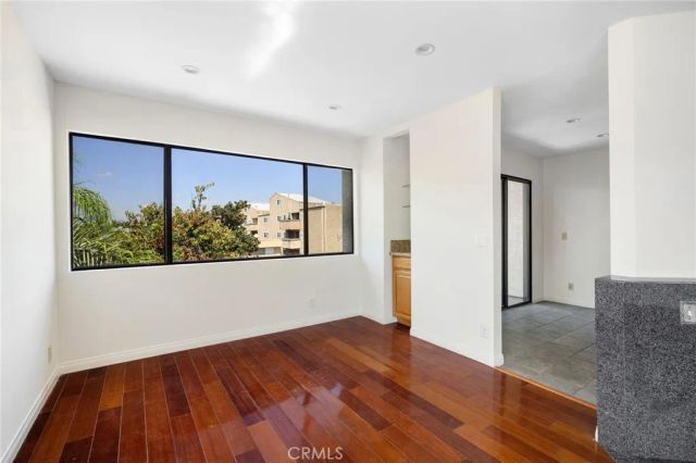 1134 Campbell 307, Glendale, CA 91207