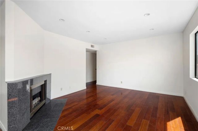 1134 Campbell 307, Glendale, CA 91207